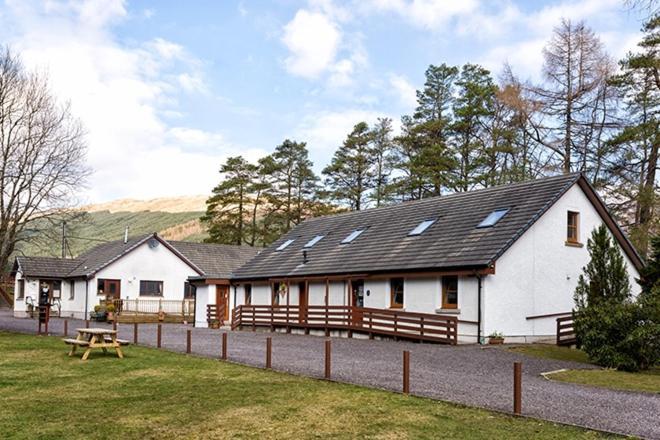 Hostel Tyndrum Exteriör bild